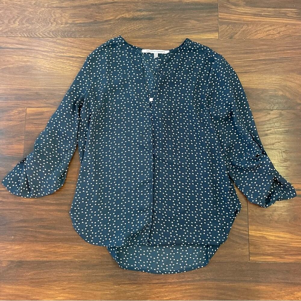 Collective Concepts blue and white long sleeve V-neck button blouse size XSP B15
